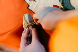 Atelier de fabrication de porte-clés espadrilles