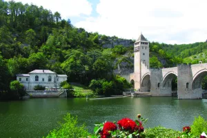 Du pont Valentré à la Maison de l'eau