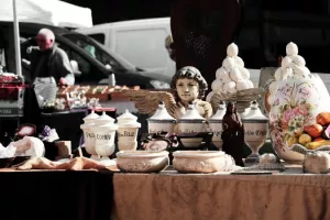 Vide grenier à Montignac-Lascaux