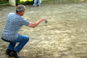 Concours nocturne de pétanque
