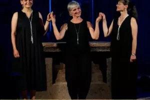 A trè voci, chants traditionnels de la Corse aux Balkans avec Maryana Golovchenko, Tatiana Lina, Nadine Rossello