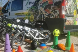 JEUX A VÉLO POUR ENFANTS