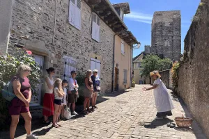 Cité médiévale de Saint-Yrieix : Visite guidée et contes