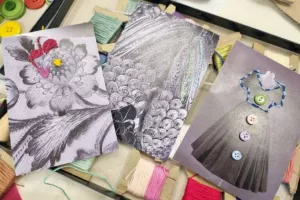 Atelier famille - cartes postales brodées