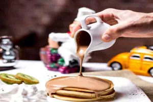 Histoires gourmandes et crêpes aux mille trous.