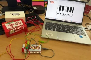 ATELIER " MAKEY MAKEY "