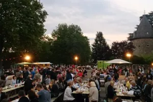 Marché festif à Pompadour