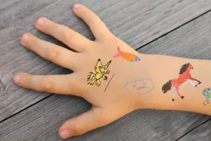 Créez votre tatouage éphémère